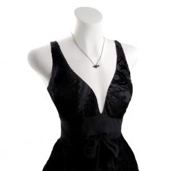 Alchemy Of England Men's Stuff Kiss Of The Night Pendant