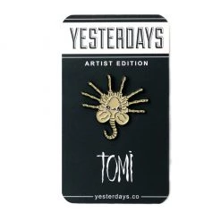 Yesterdays Pins Face Hugger Enamel Pin By Tomi Monstre